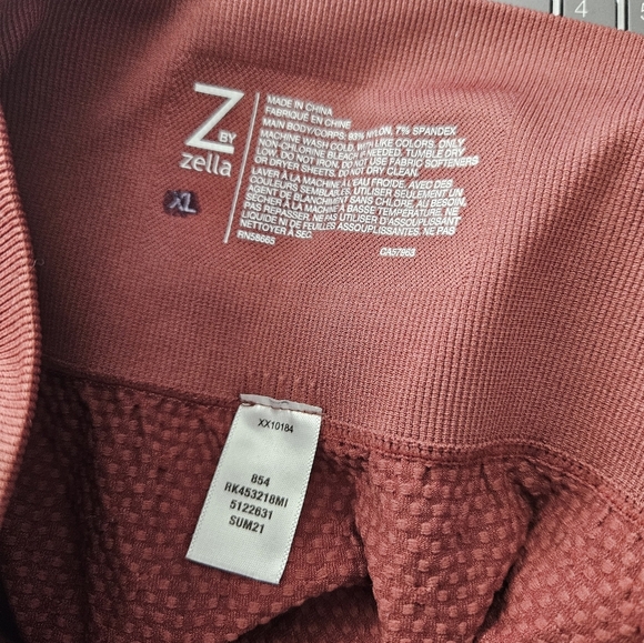 Z by Zella NWT Womens XL High Waist 7/8 Length Maroon Leggings Textured Athletic - Picture 7 of 7